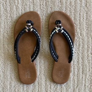 Mudd Triple Tubular Braided Sandal